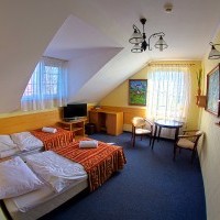 Hotel pensjonat pokoje noclegi na Mazurach imprezy konferencje wypoczynek w Polsce